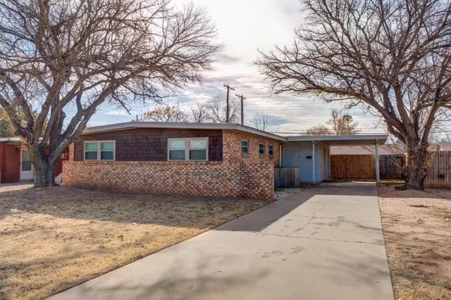 Photo 2 — 2803 66th Street, Lubbock, TX 79413
