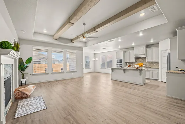 Photo 5 — 7613 61st Street, Lubbock, TX 79407