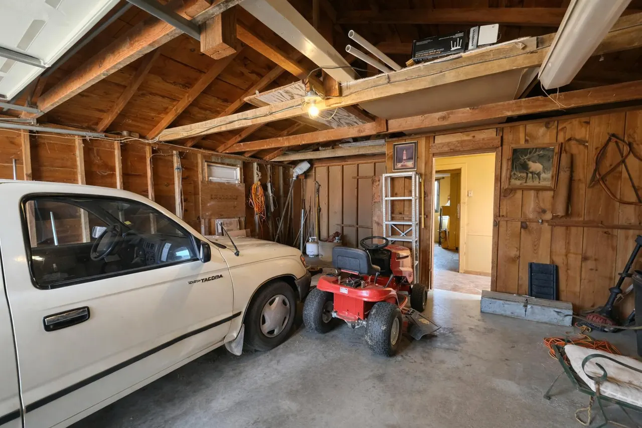 Photo 14 — 501 W 1st Street, Hale Center, TX 79041