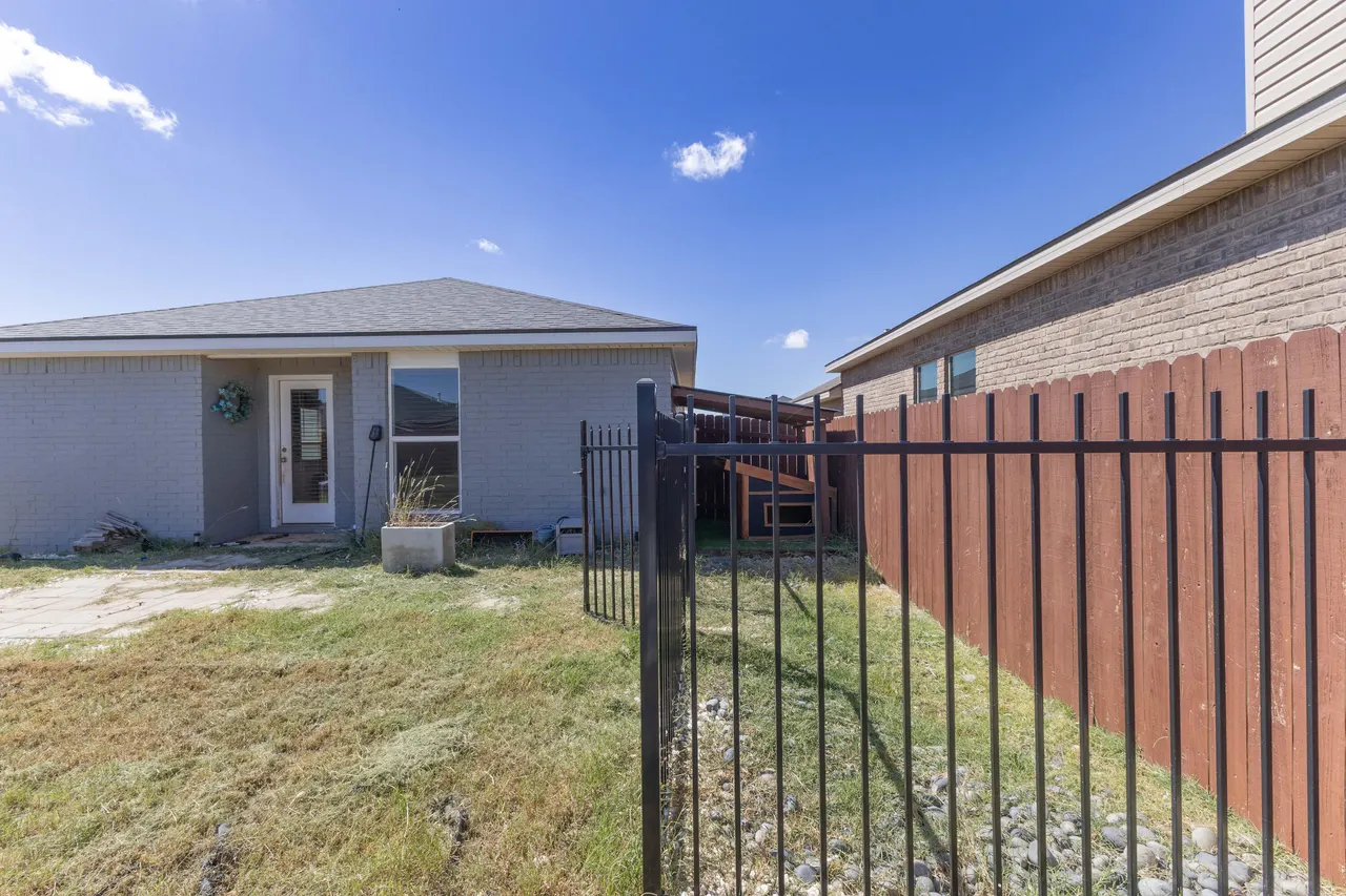 Photo 12 — 2904 Bryan Avenue, Wolfforth, TX 79382