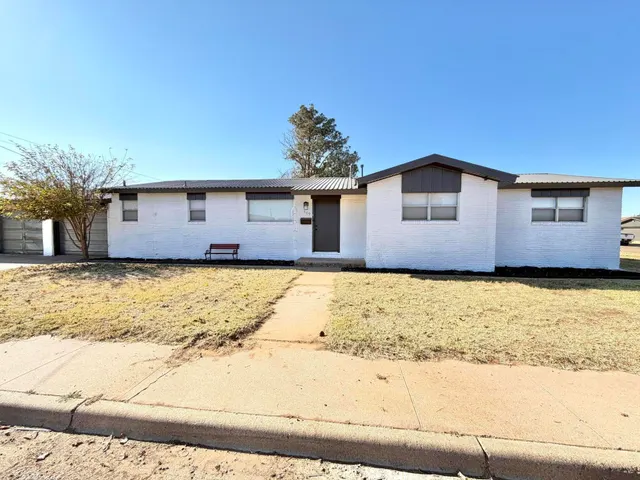 Front exterior — 509 N Ballard Street, Brownfield, TX 79316