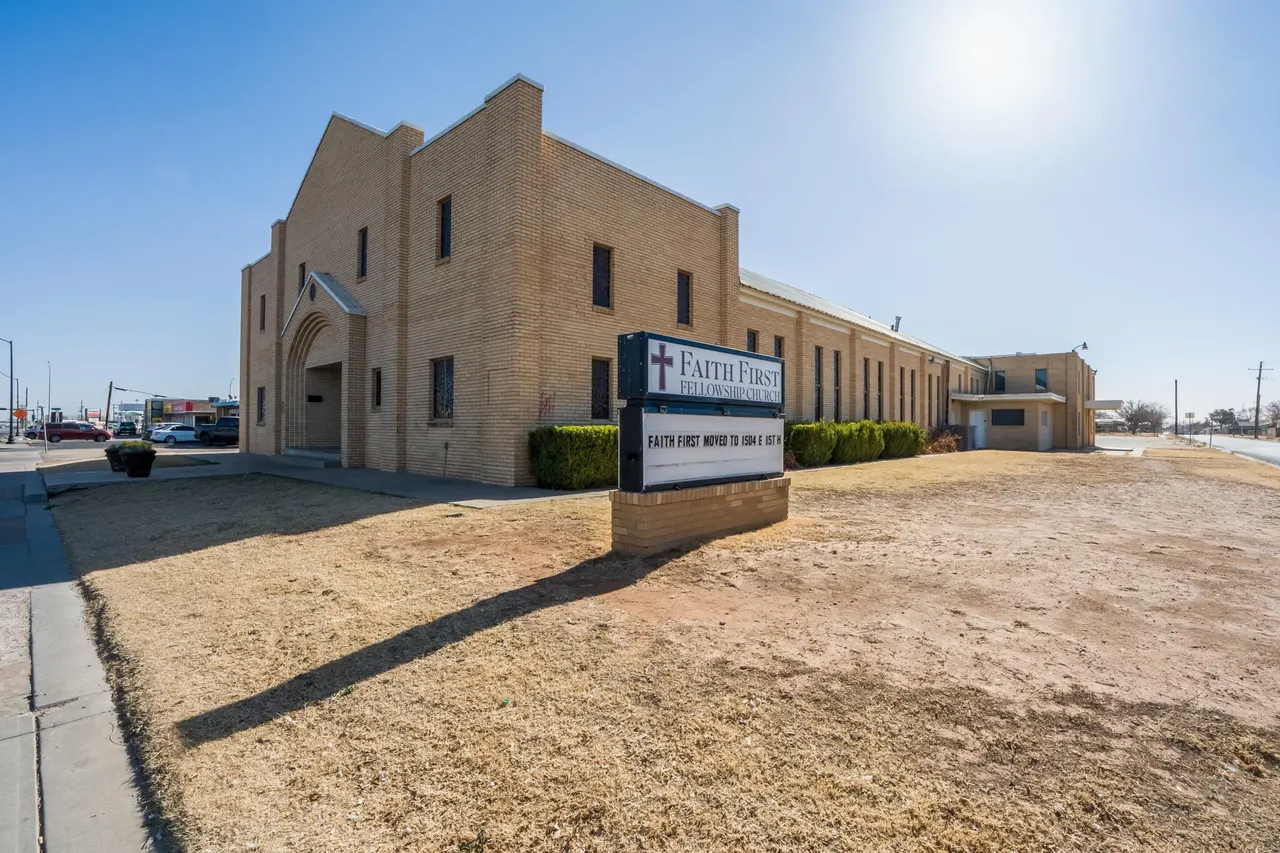 Front exterior — 1809 34th Street, Lubbock, TX 79411