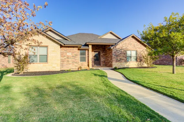 Photo 2 — 12205 Norfolk Avenue, Lubbock, TX 79424
