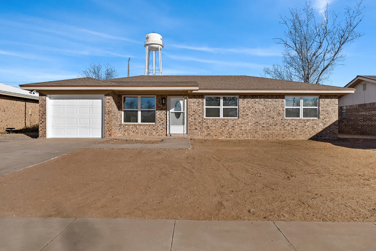 Front exterior — 726 11th Street, Wolfforth, TX 79382