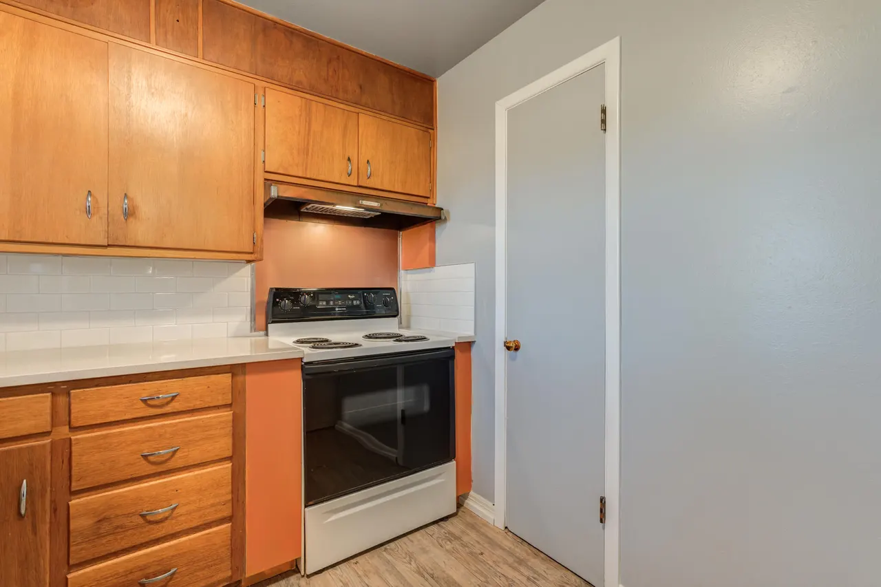 Photo 7 — 2806 60th Street, Lubbock, TX 79413