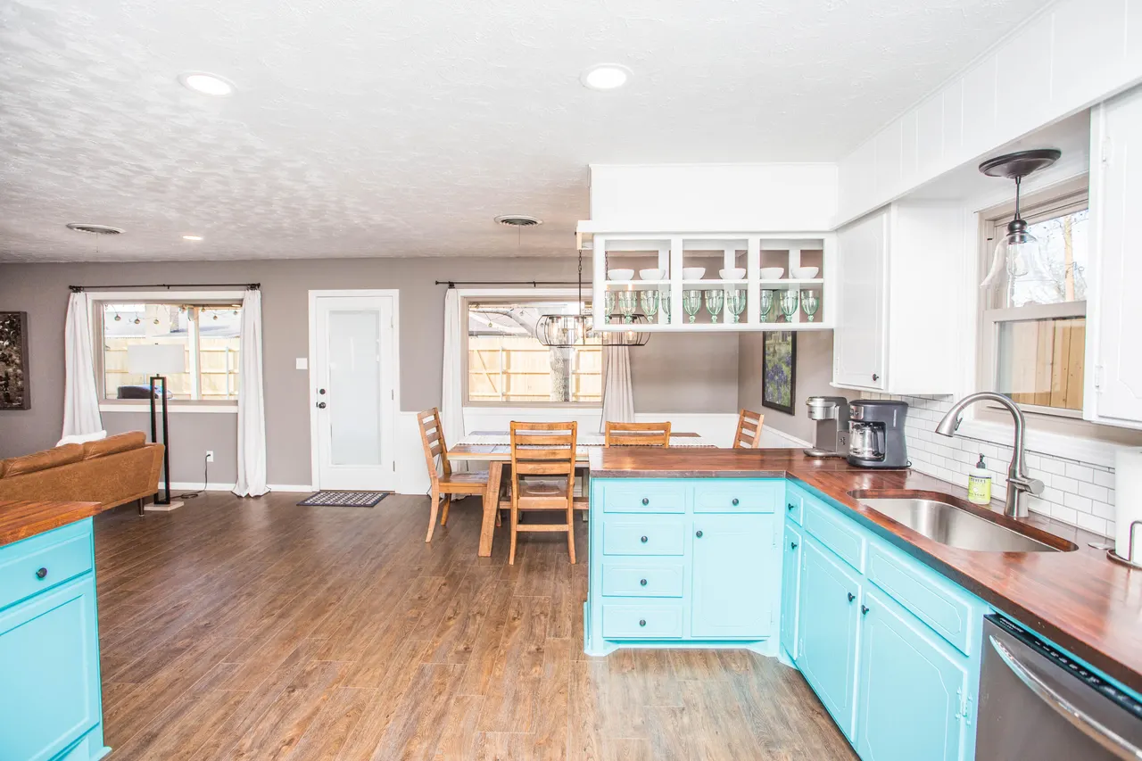 Photo 14 — 6018 Norfolk Avenue, Lubbock, TX 79413
