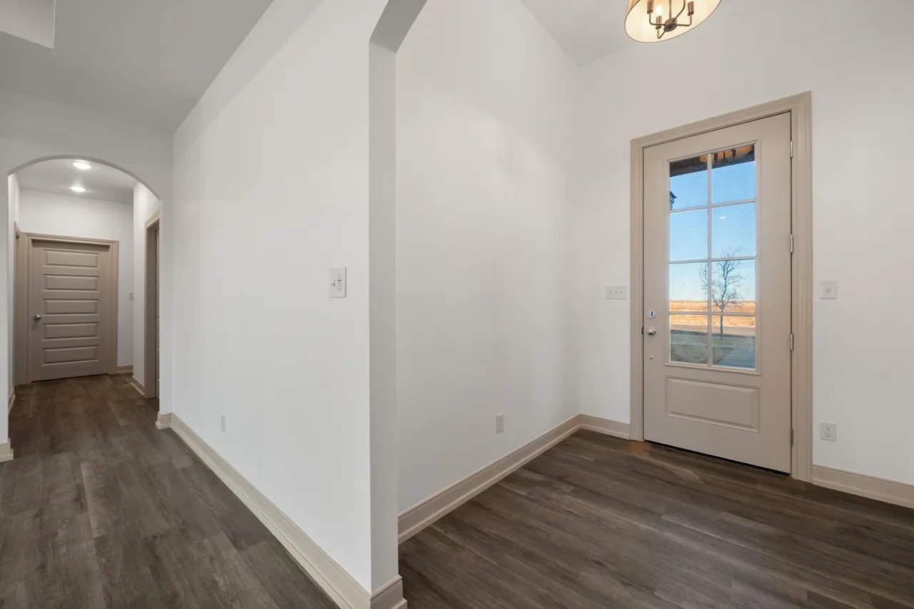 Photo 3 — 1426 15th Street, Shallowater, TX 79363