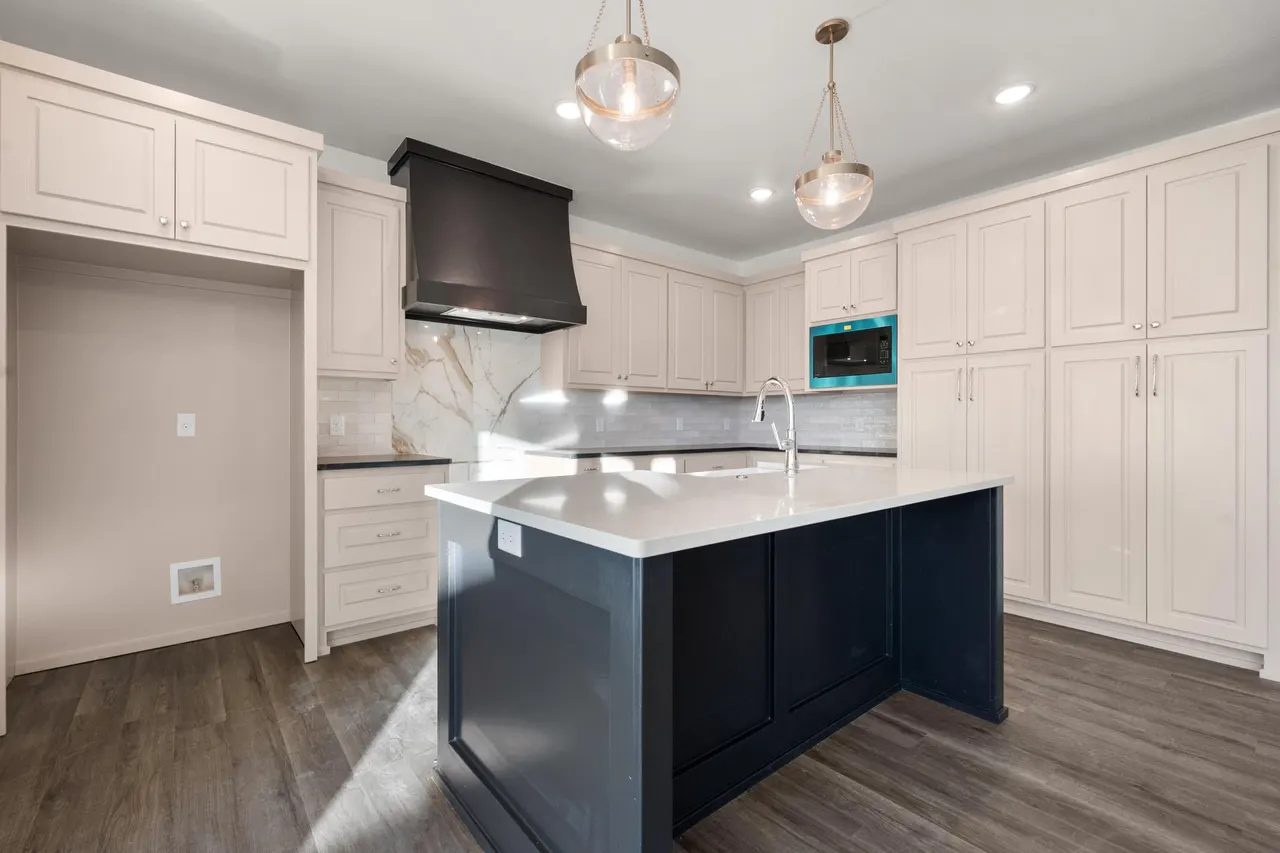 Photo 9 — 1426 15th Street, Shallowater, TX 79363