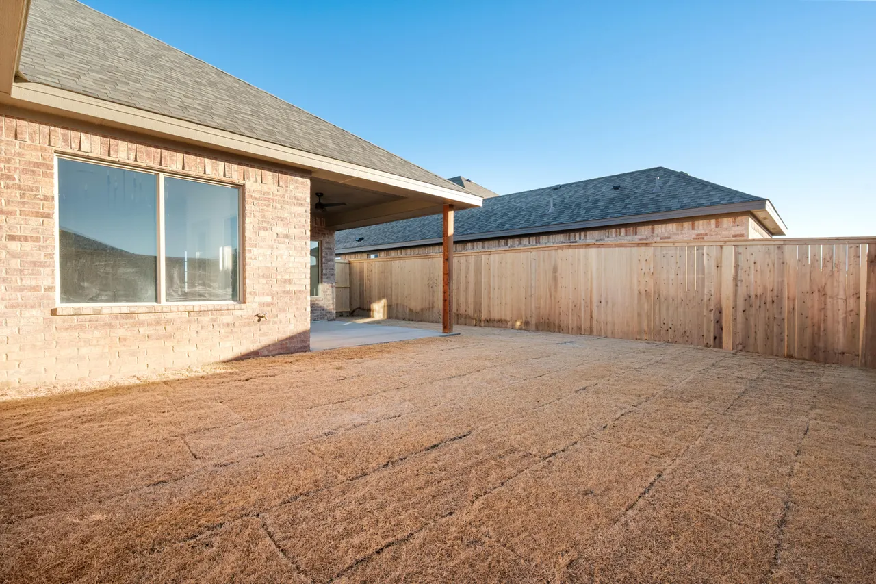 Photo 28 — 1426 15th Street, Shallowater, TX 79363