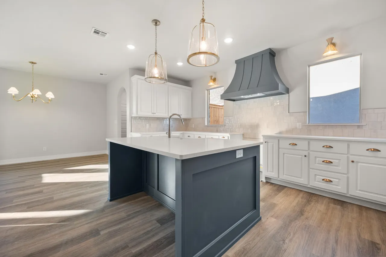 Photo 12 — 1428 15th Street, Shallowater, TX 79363