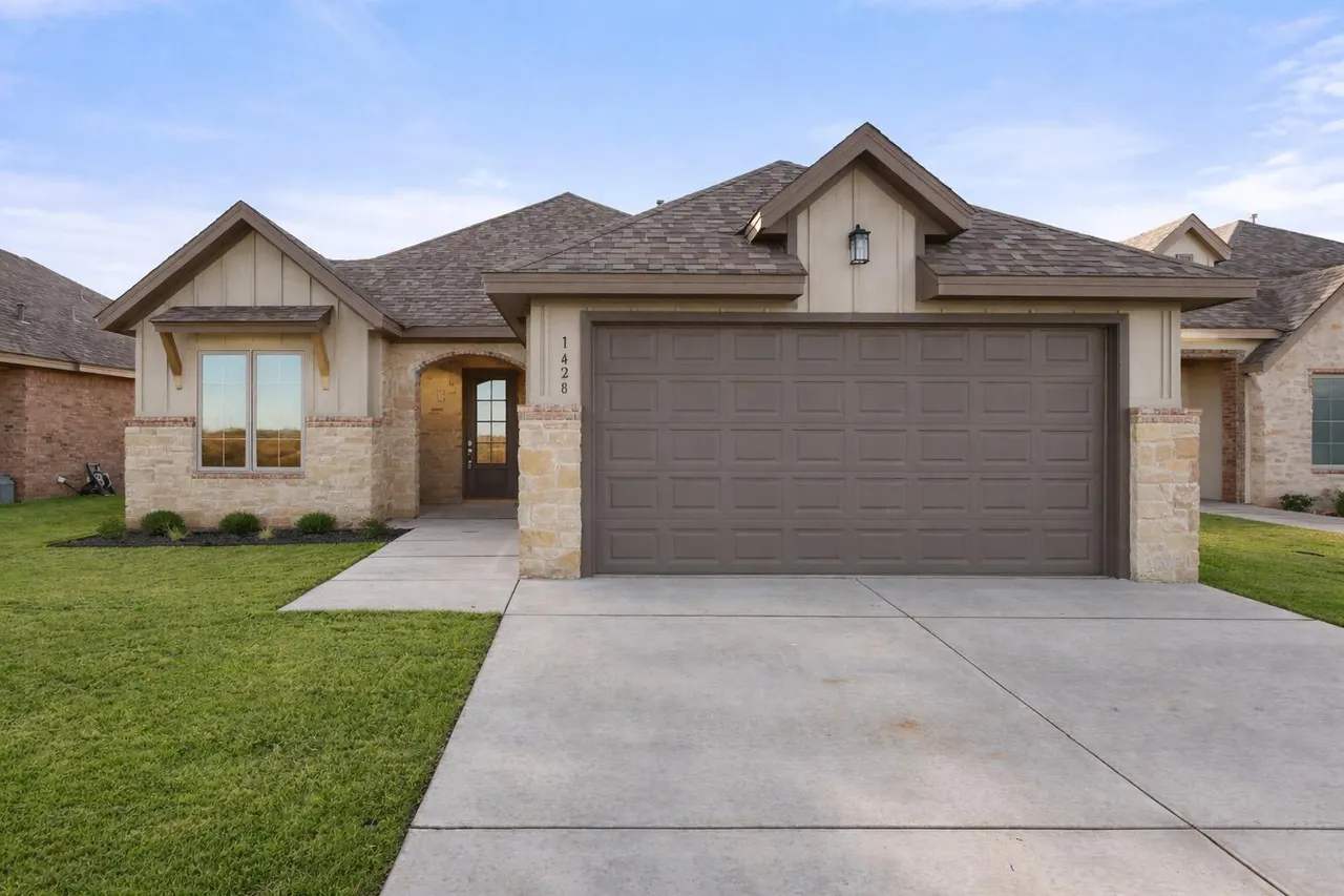 Front exterior — 1428 15th Street, Shallowater, TX 79363
