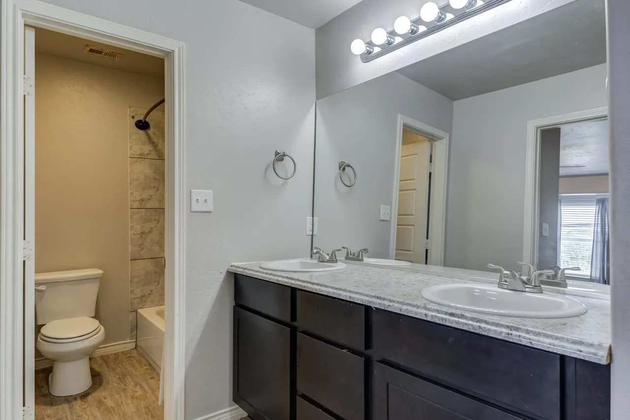 Photo 27 — 4320 52nd Street, Lubbock, TX 79413