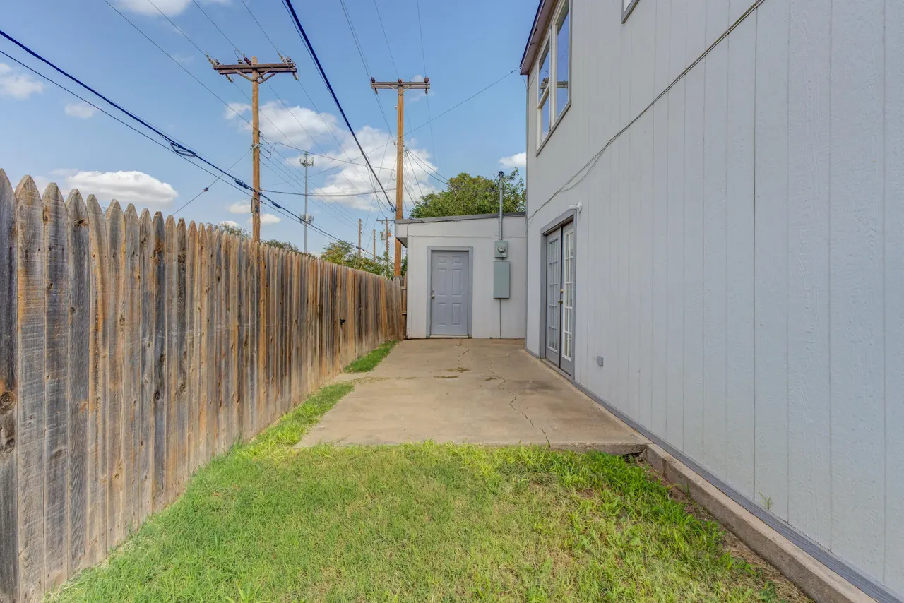 Photo 34 — 4320 52nd Street, Lubbock, TX 79413