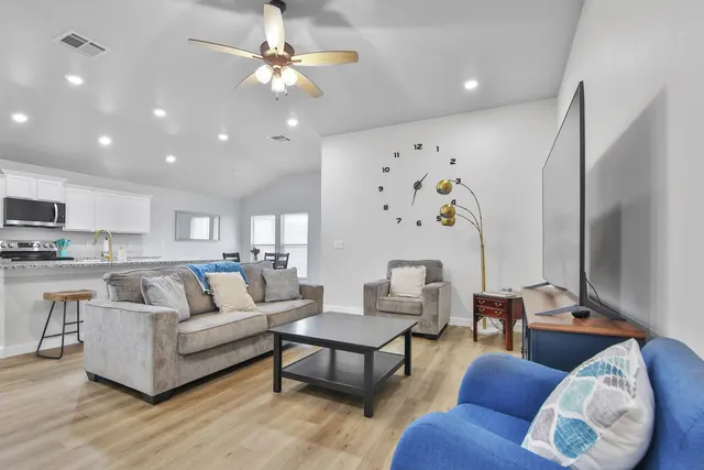 Photo 4 — 3201 Farmhouse Avenue, Wolfforth, TX 79382