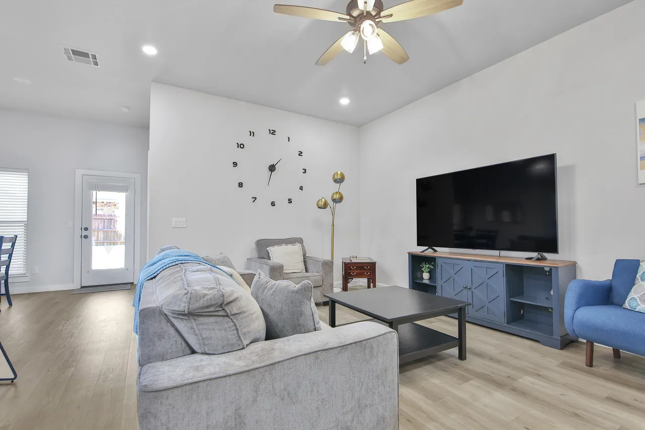 Photo 5 — 3201 Farmhouse Avenue, Wolfforth, TX 79382