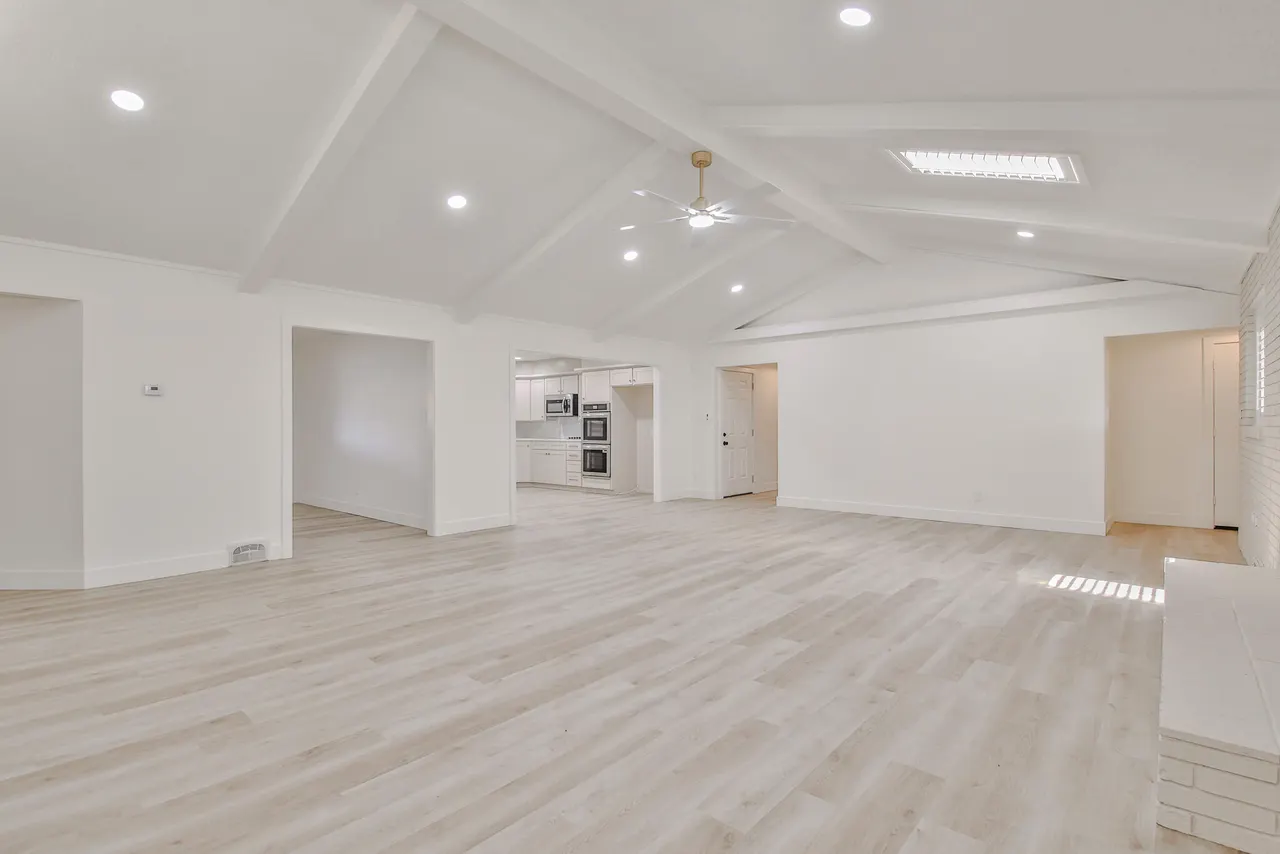 Photo 6 — 2102 S 4th Street, Lamesa, TX 79331