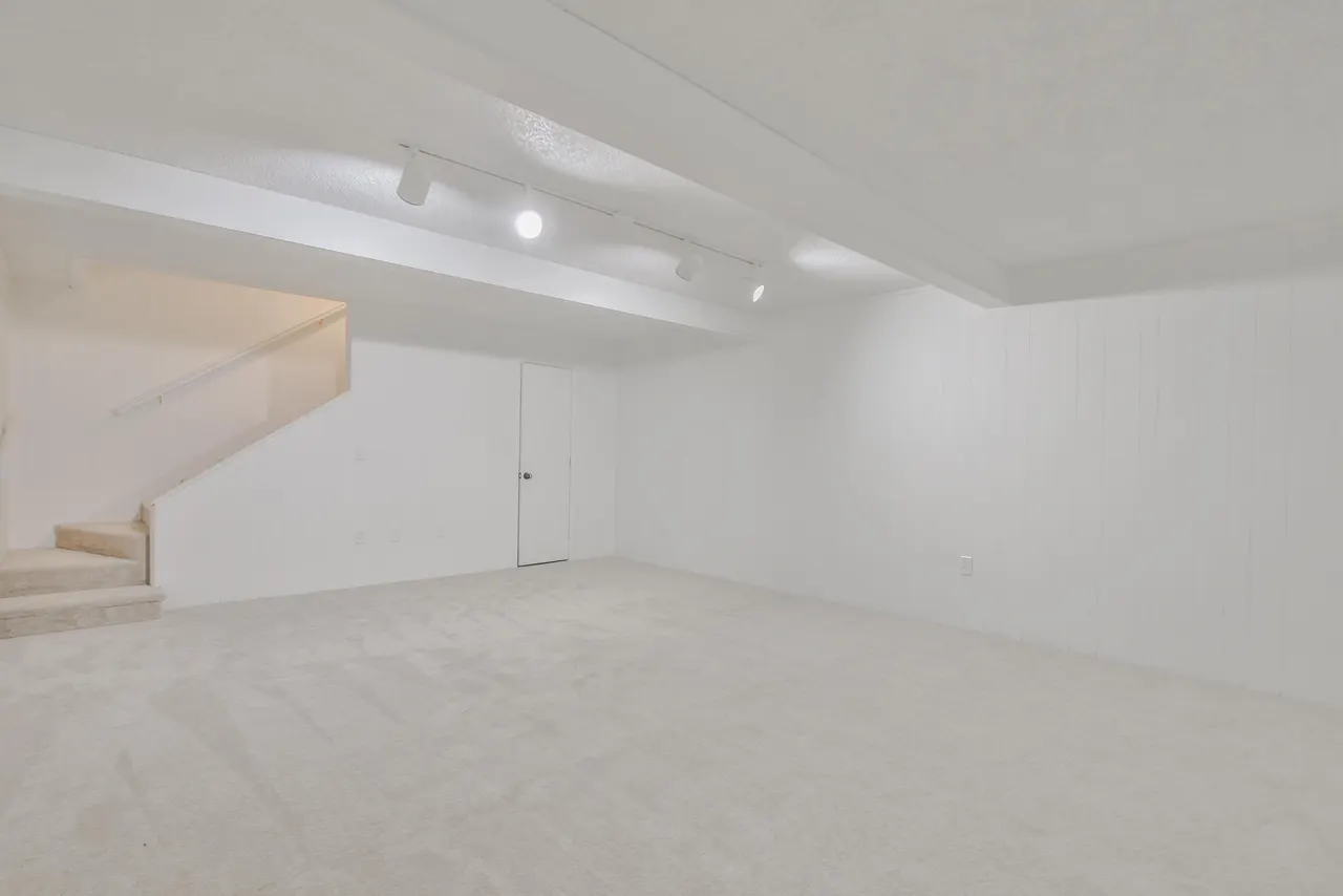Photo 41 — 2102 S 4th Street, Lamesa, TX 79331