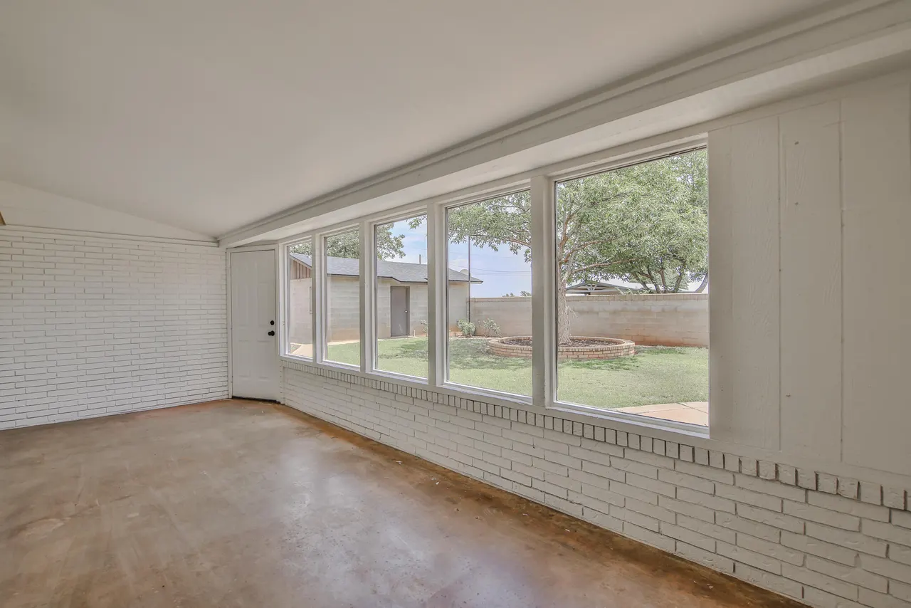 Photo 44 — 2102 S 4th Street, Lamesa, TX 79331