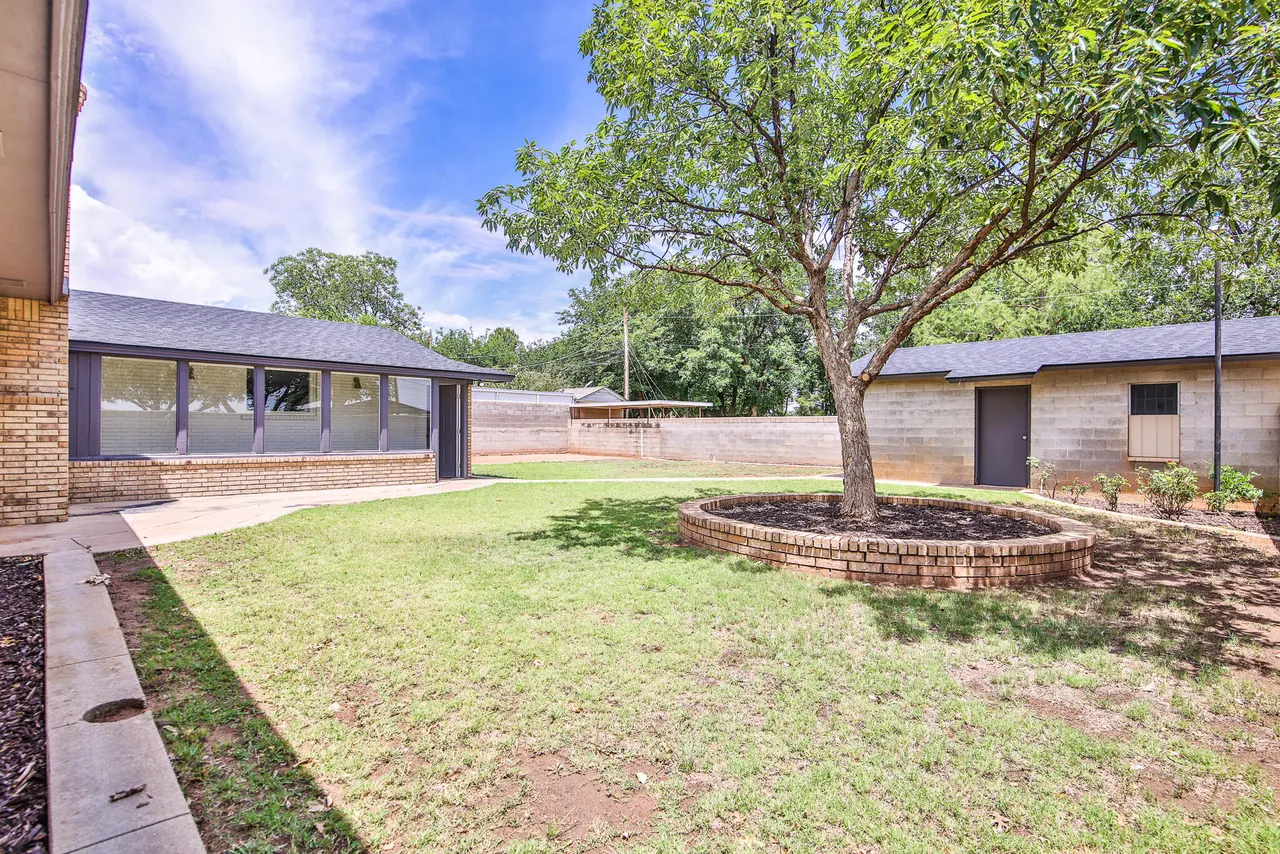 Photo 47 — 2102 S 4th Street, Lamesa, TX 79331