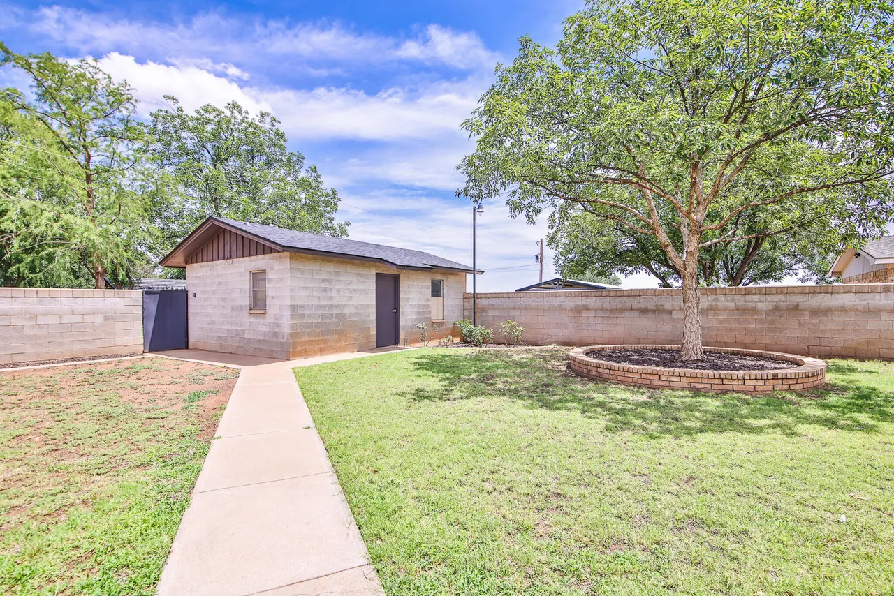 Photo 49 — 2102 S 4th Street, Lamesa, TX 79331