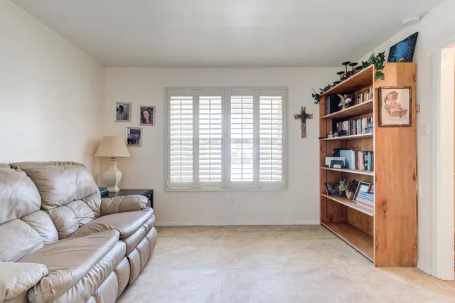 Photo 7 — 2141 71st Street, Lubbock, TX 79412