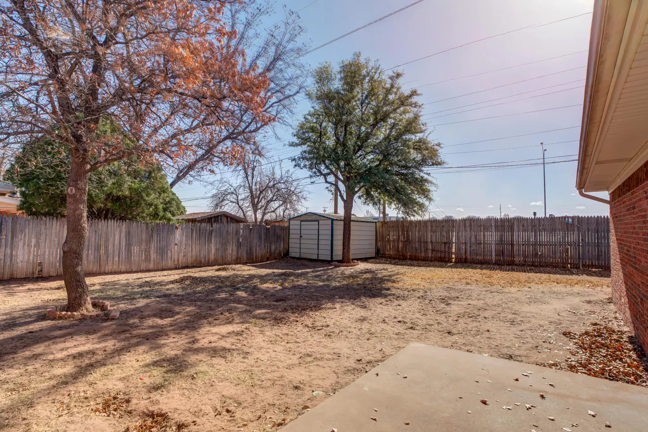 Photo 33 — 2141 71st Street, Lubbock, TX 79412