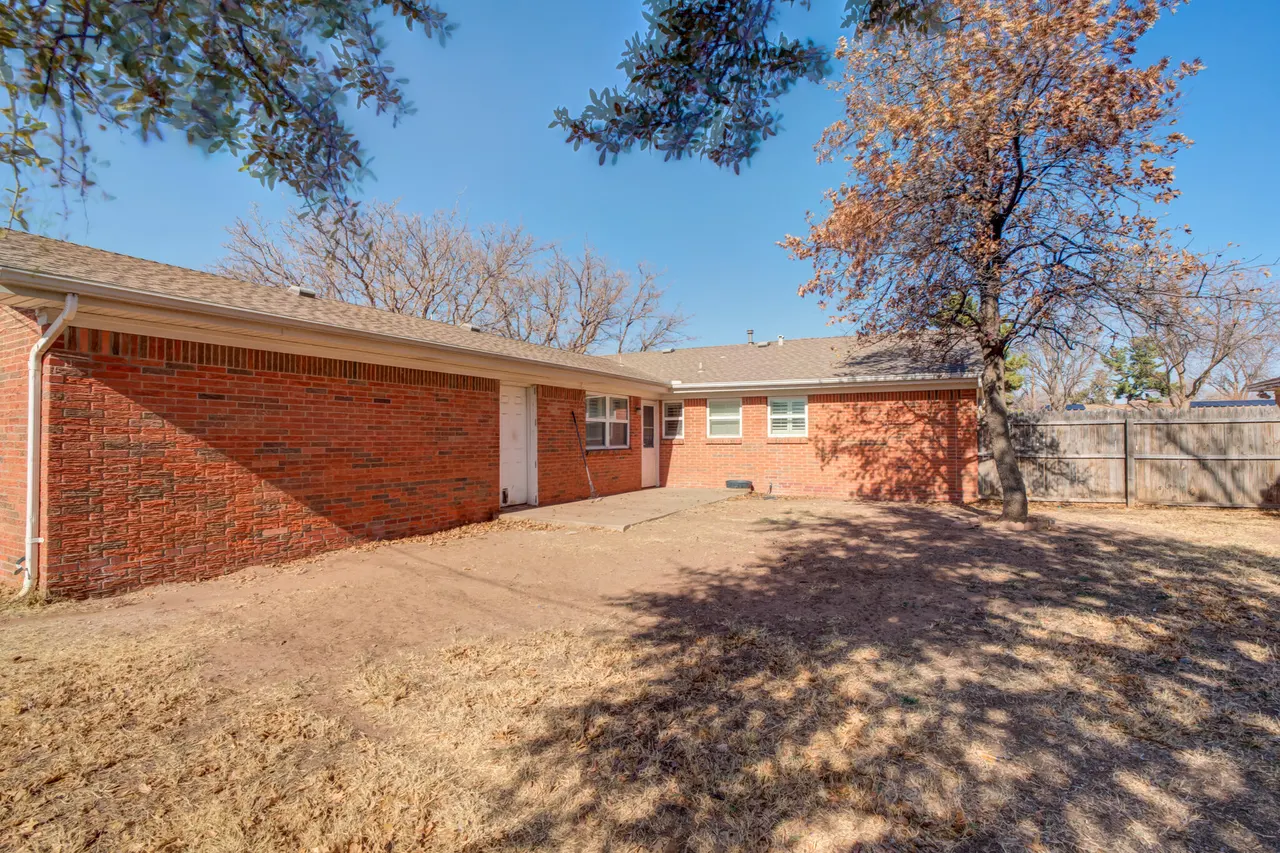 Photo 36 — 2141 71st Street, Lubbock, TX 79412