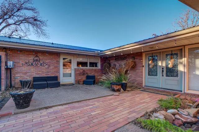 Photo 2 — 2420 N 2nd Street, Tahoka, TX 79373