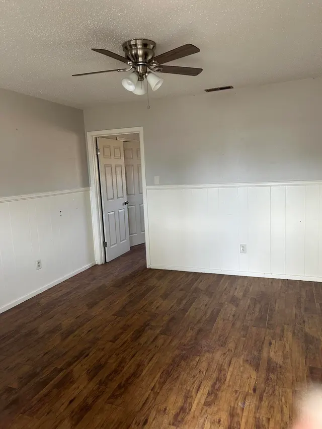 Photo 5 — 1102 42nd Street, Lubbock, TX 79412