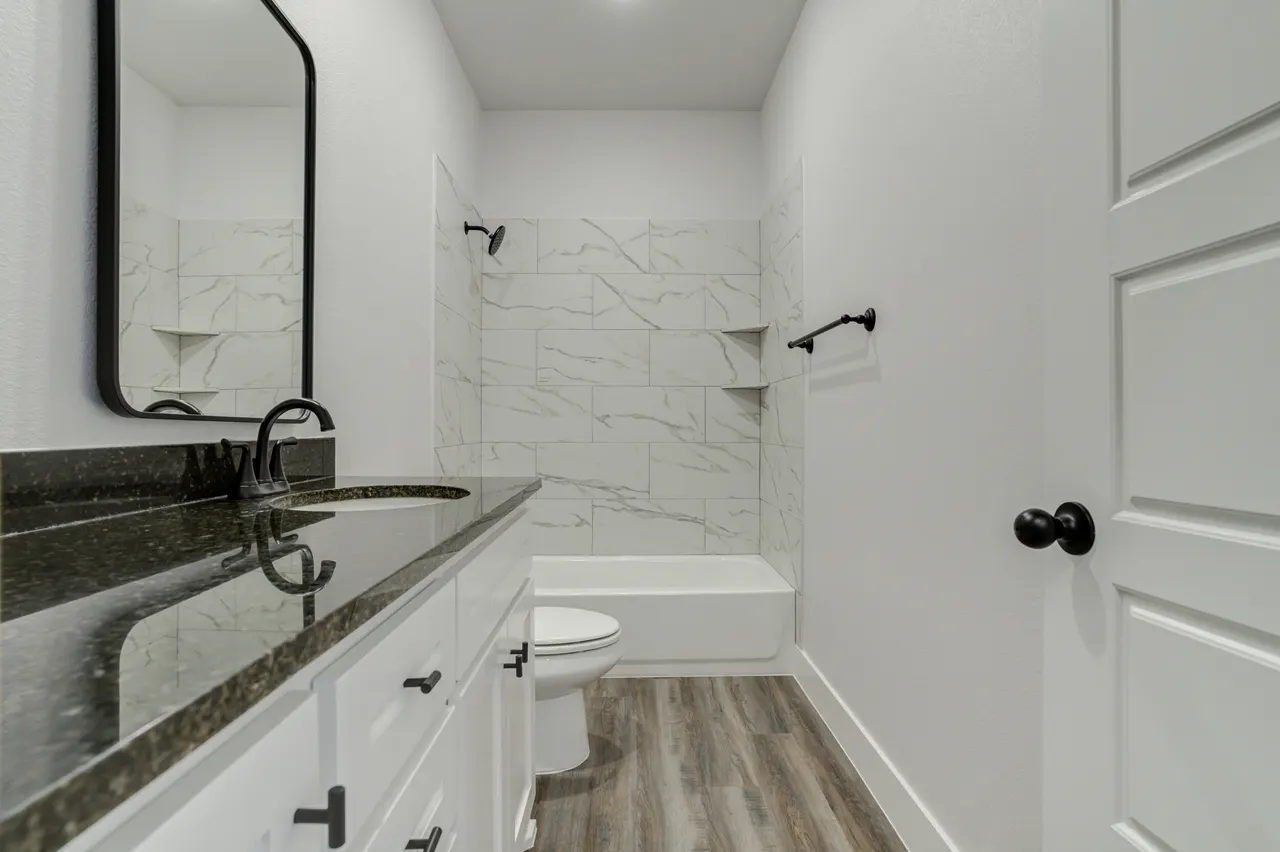 Photo 9 — 5901 Viola Avenue, Lubbock, TX 79407
