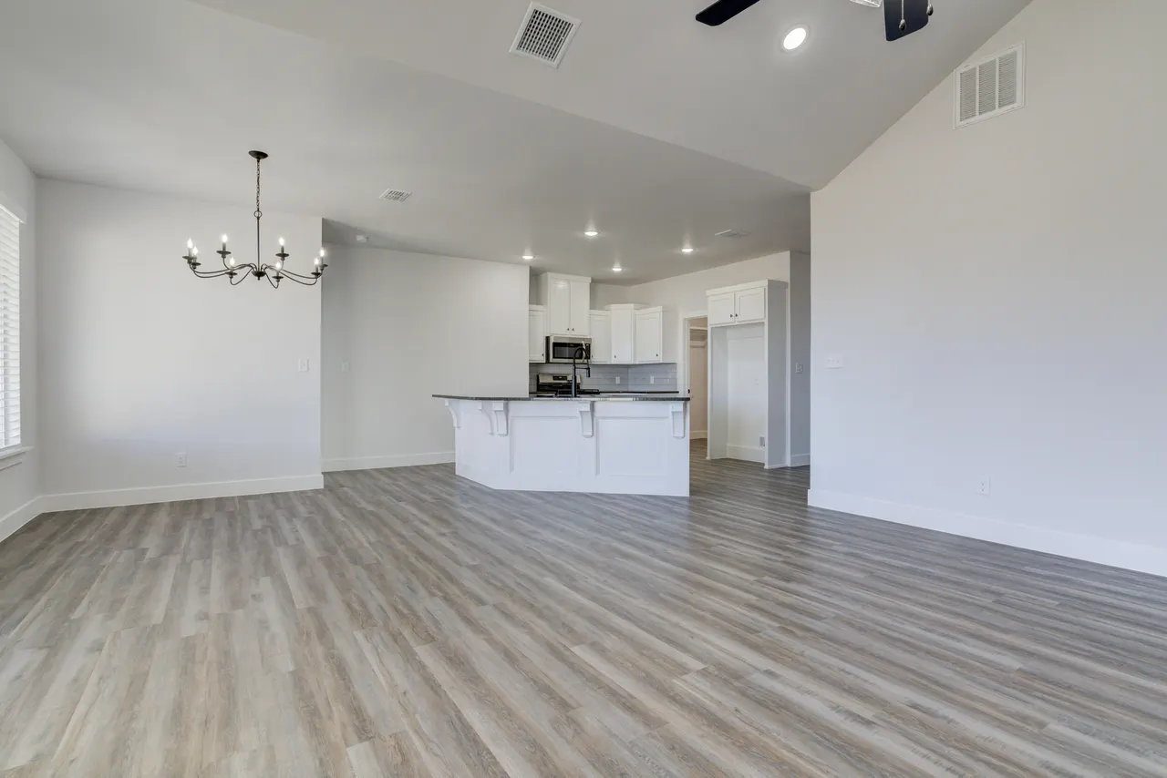 Photo 27 — 5901 Viola Avenue, Lubbock, TX 79407