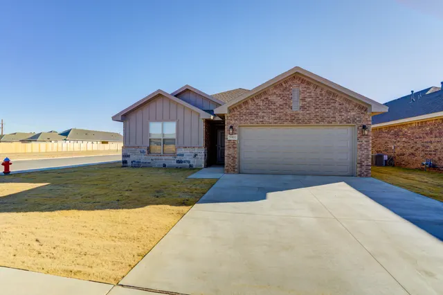 Photo 2 — 5901 Viola Avenue, Lubbock, TX 79407