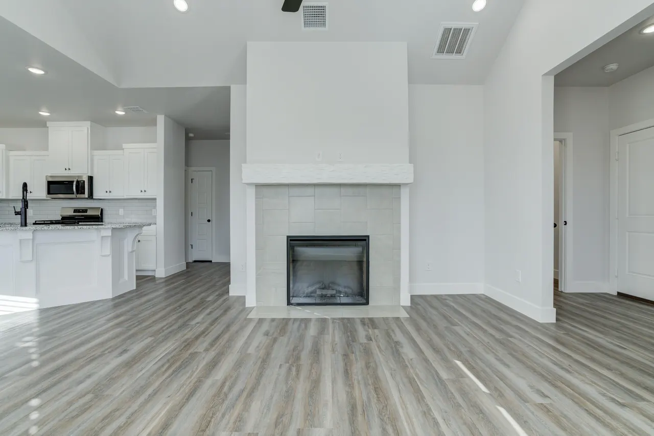 Photo 13 — 5810 Viola Avenue, Lubbock, TX 79407