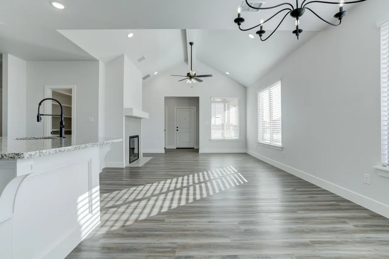 Photo 20 — 5810 Viola Avenue, Lubbock, TX 79407