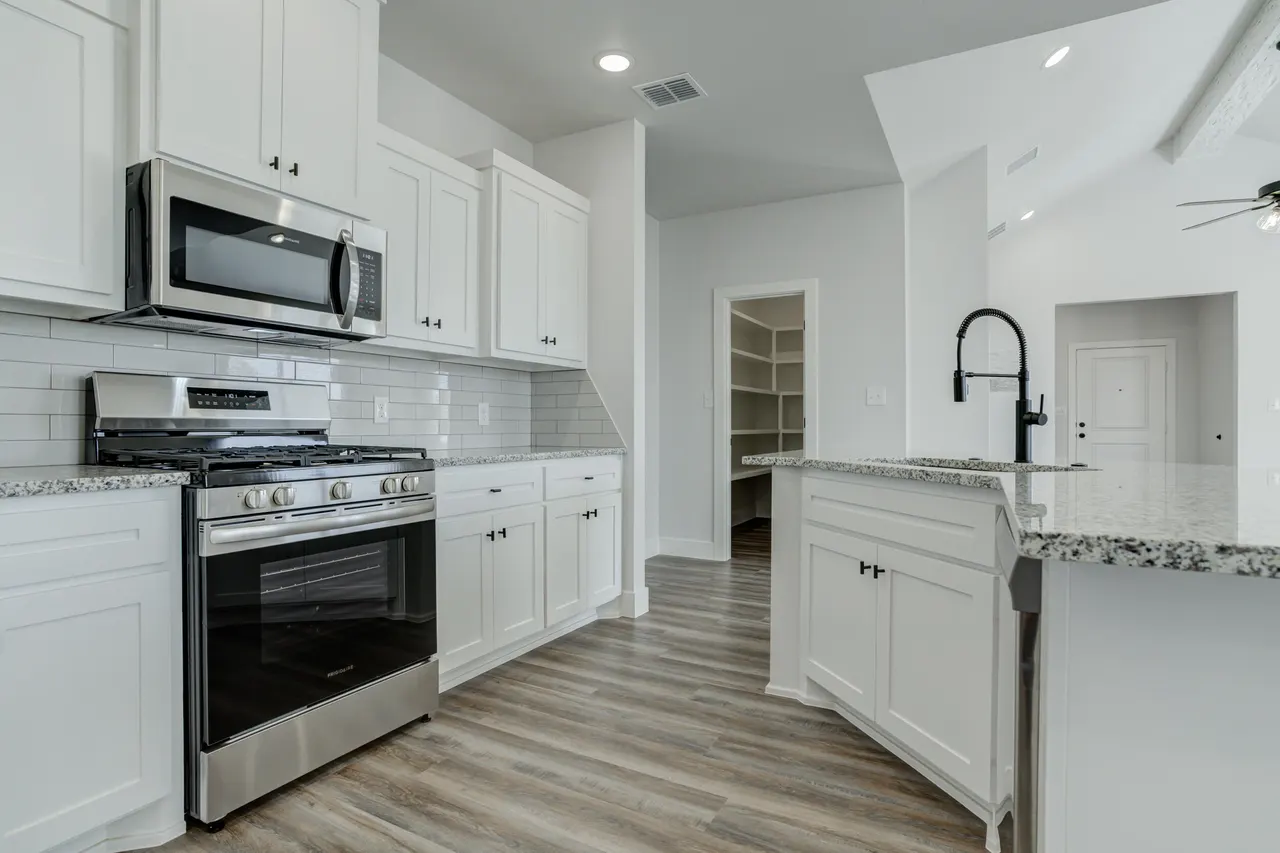 Photo 22 — 5810 Viola Avenue, Lubbock, TX 79407