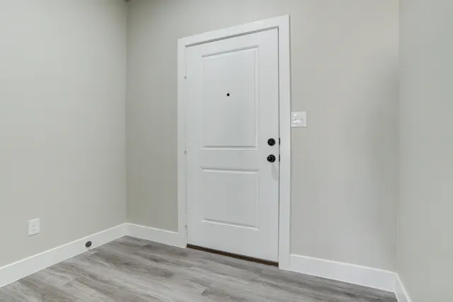 Photo 4 — 6928 12th Street, Lubbock, TX 79416
