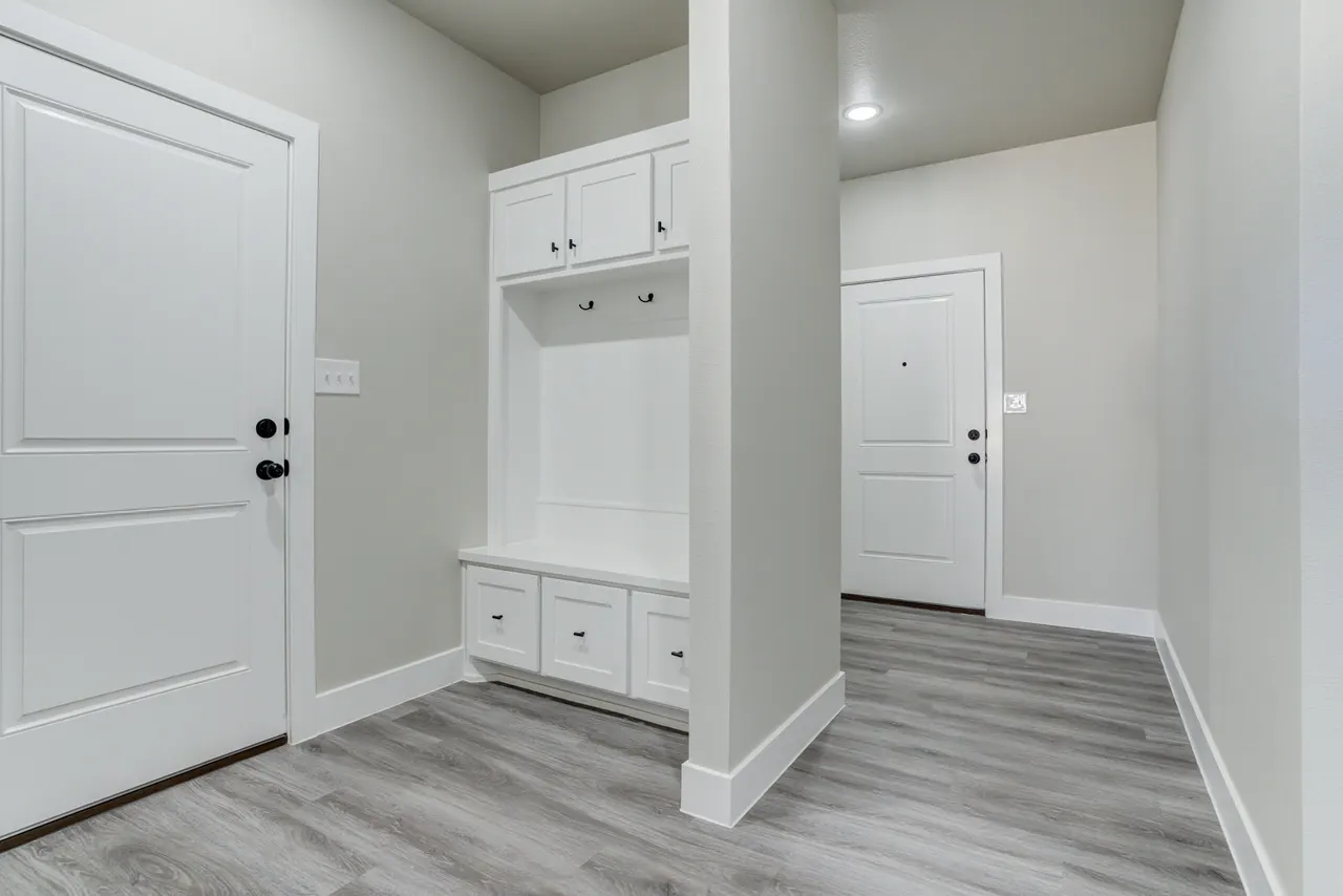 Photo 5 — 6928 12th Street, Lubbock, TX 79416