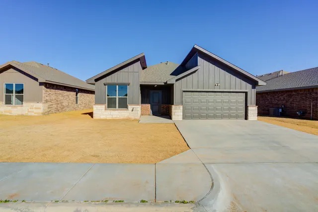 Photo 2 — 6928 12th Street, Lubbock, TX 79416