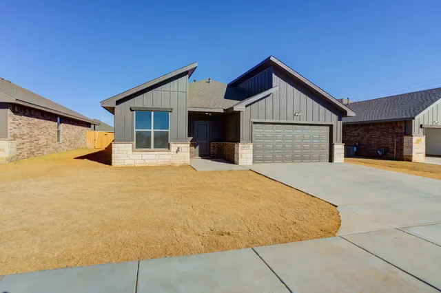 Front exterior — 6928 12th Street, Lubbock, TX 79416