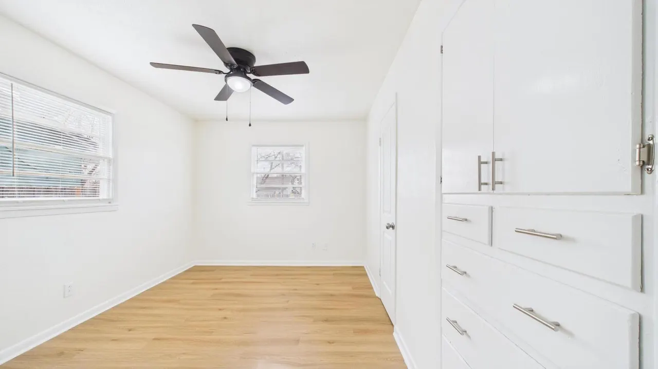 Photo 16 — 615 N Hudson Avenue, Lubbock, TX 79415