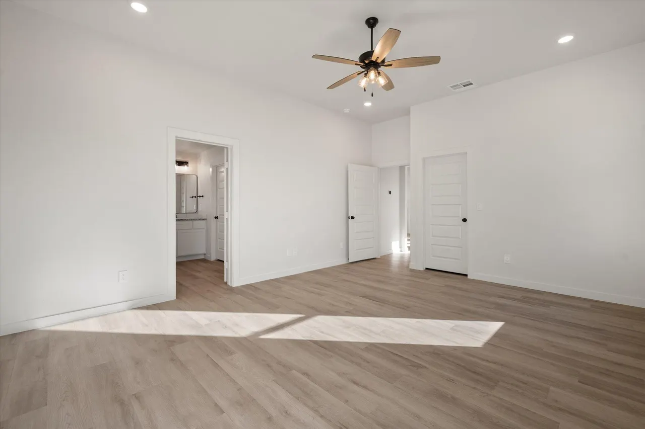 Photo 15 — 709 E 30th Street, Wolfforth, TX 79382