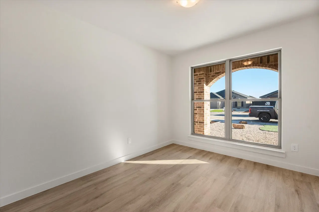 Photo 18 — 2413 Aberdeen Avenue, Wolfforth, TX 79382