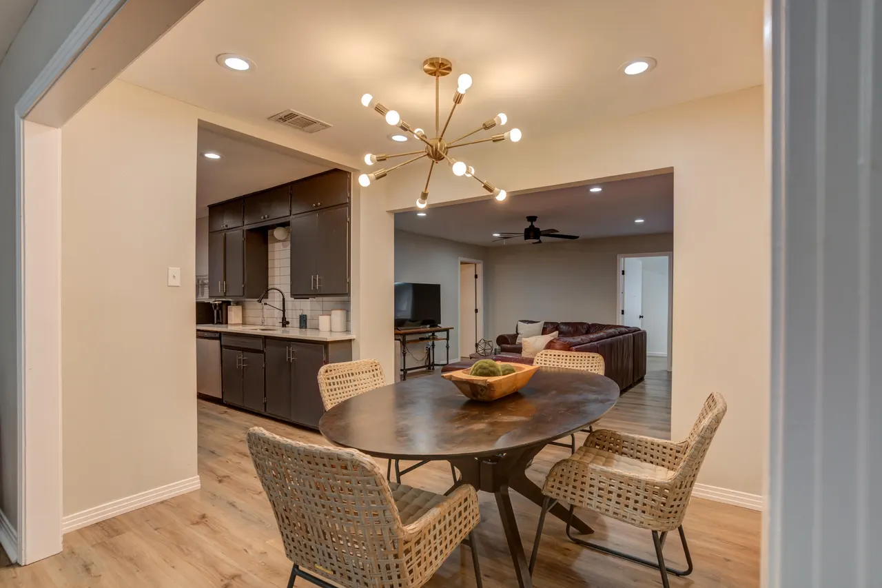 Photo 11 — 2802 39th Street, Lubbock, TX 79413