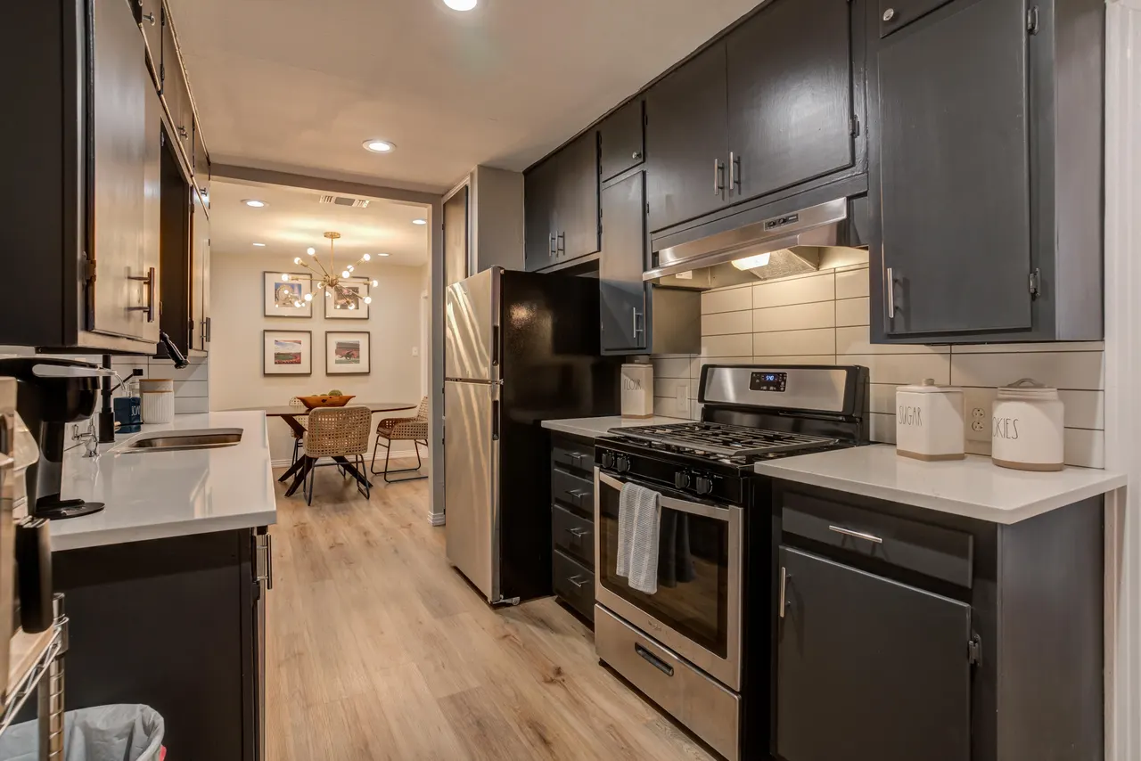 Photo 17 — 2802 39th Street, Lubbock, TX 79413