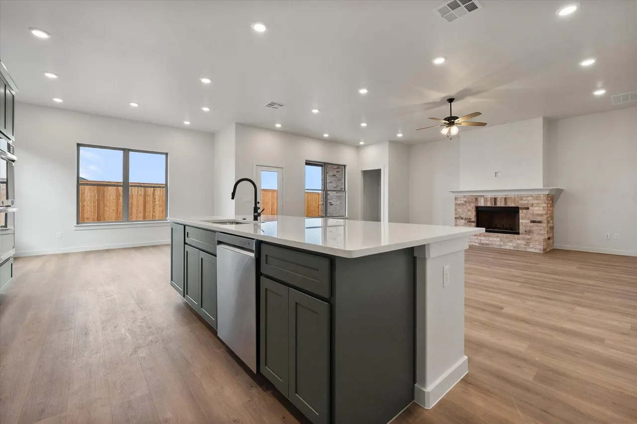 Photo 11 — 2901 Tractor Avenue, Wolfforth, TX 79382