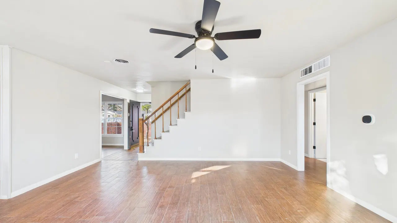 Photo 10 — 2013 69th Street, Lubbock, TX 79412