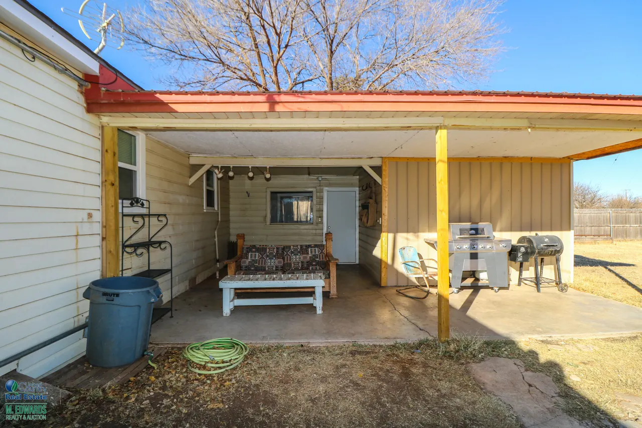 Photo 20 — 507 Boesen Street, Sudan, TX 79371