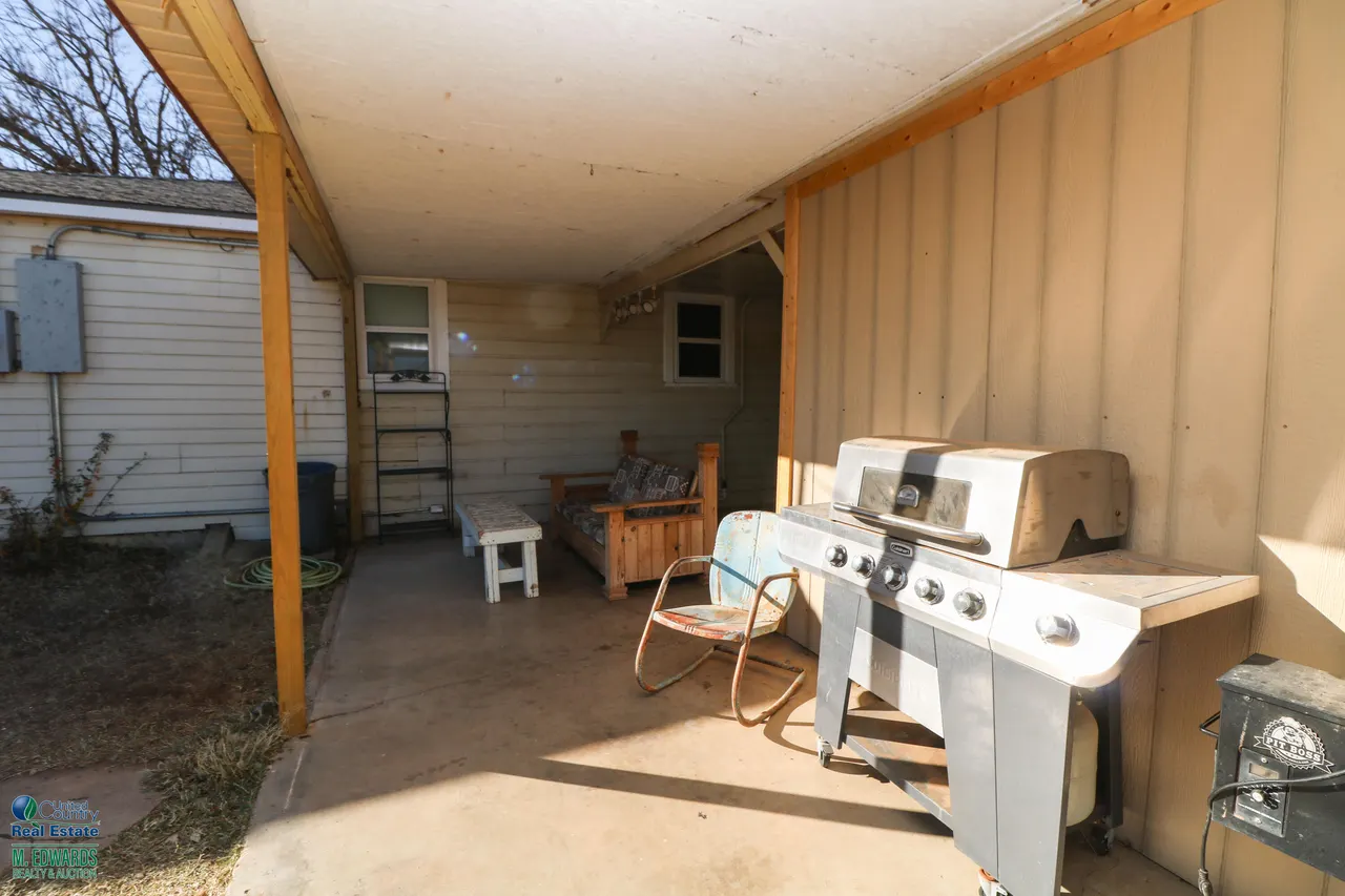 Photo 22 — 507 Boesen Street, Sudan, TX 79371