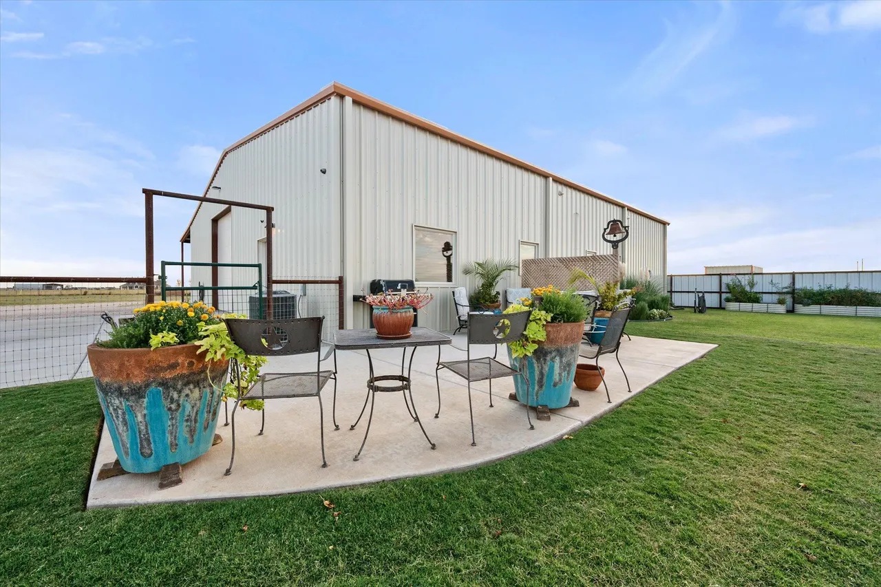 Photo 29 — 753 Co Rd J, New Home, TX 79383