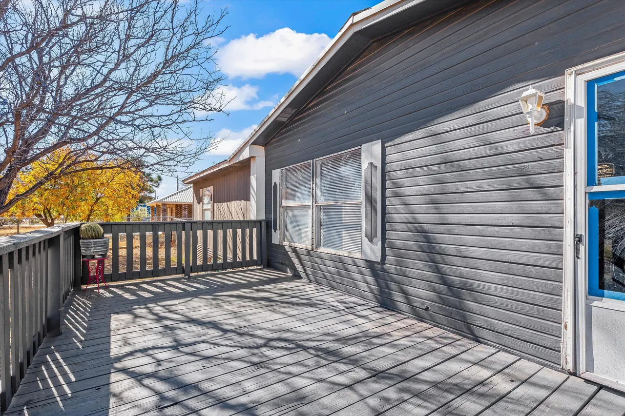 Photo 4 — 9909 N Chester Avenue, Lubbock, TX 79415